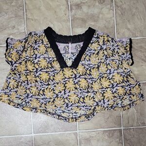 Floral Black and Yellow Women's cropped Top
